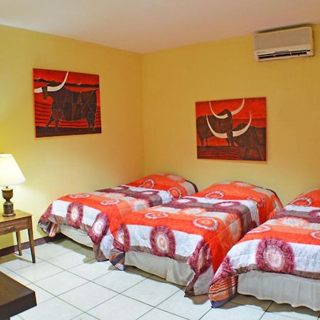 Hotel Plaza Cosiguina Chinandega Eksteriør bilde