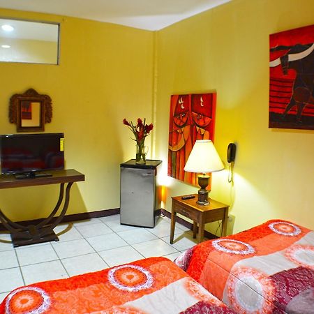 Hotel Plaza Cosiguina Chinandega Eksteriør bilde