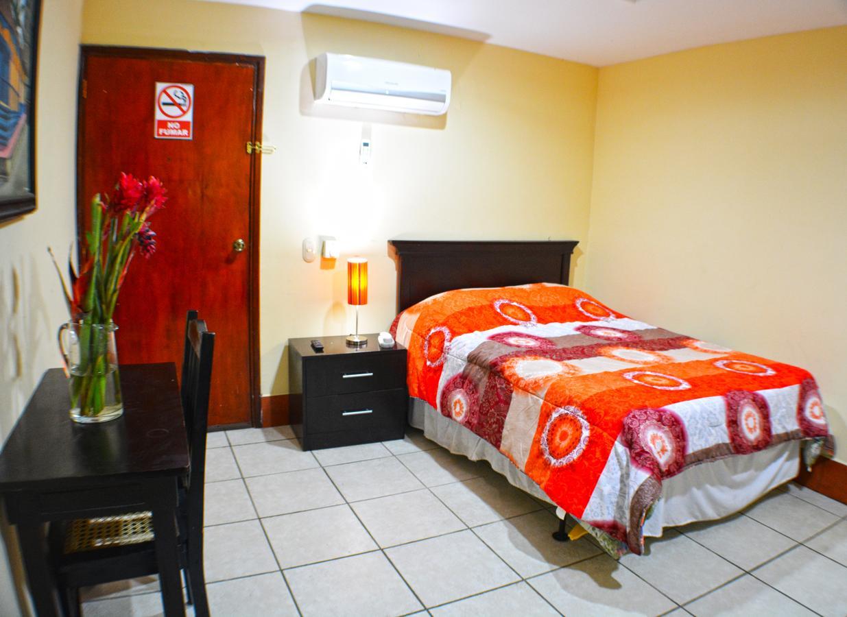 Hotel Plaza Cosiguina Chinandega Eksteriør bilde